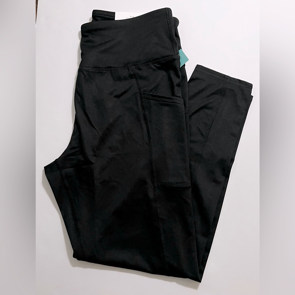Maurice’s Luxe pocket leggings NWT short length